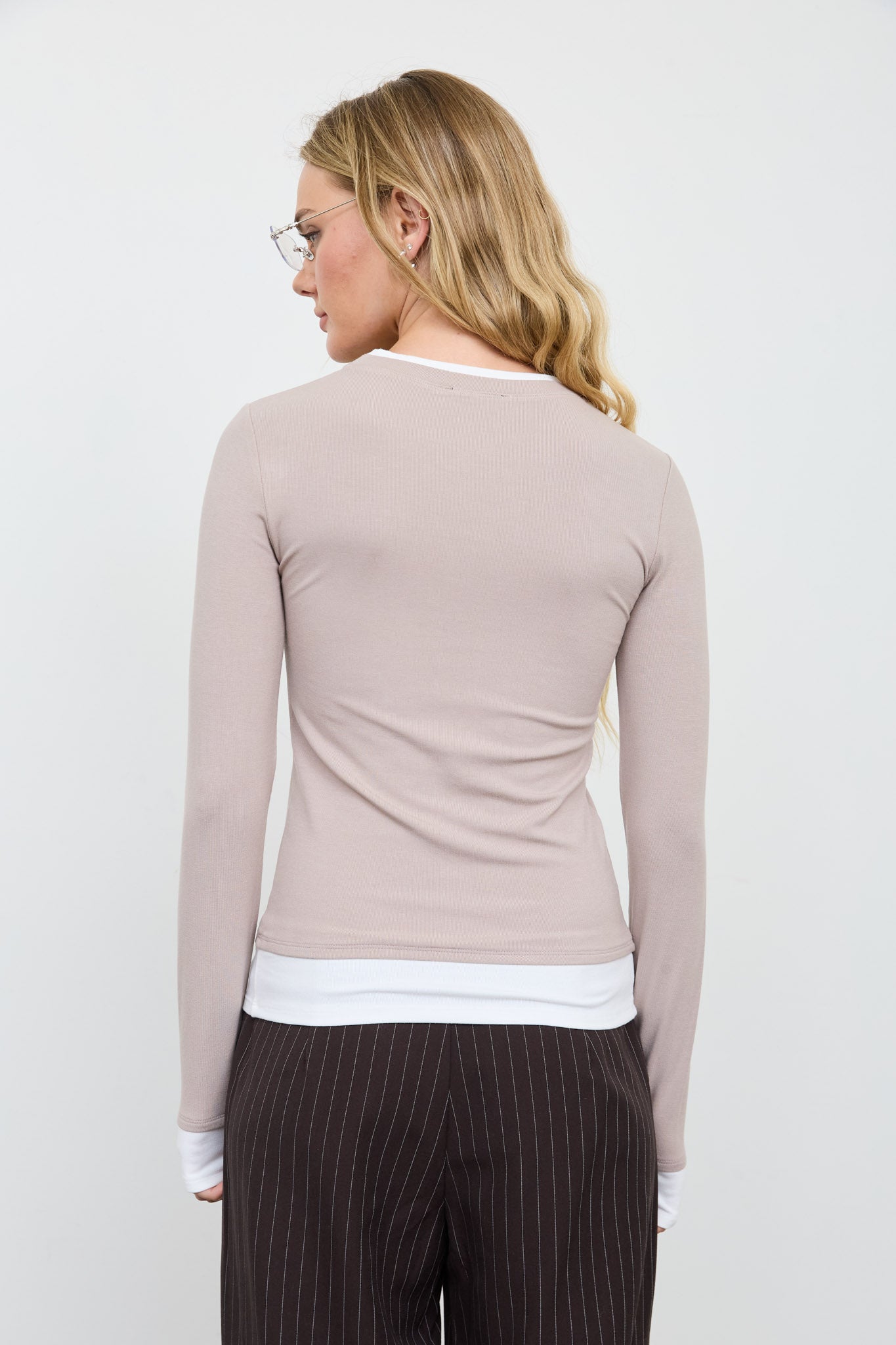 LAYERED LONG SLEEVE CREW NECK KNIT TOP
