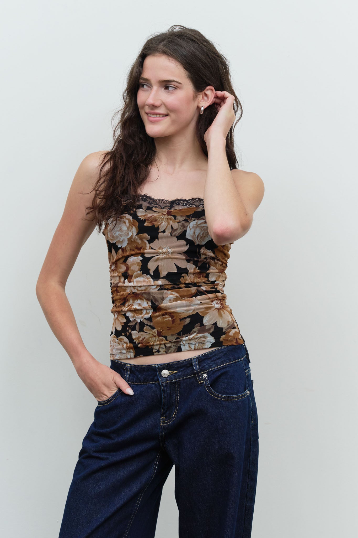 FLORAL LACE TRIM SPAGHETTI STRAP KNIT CAMI