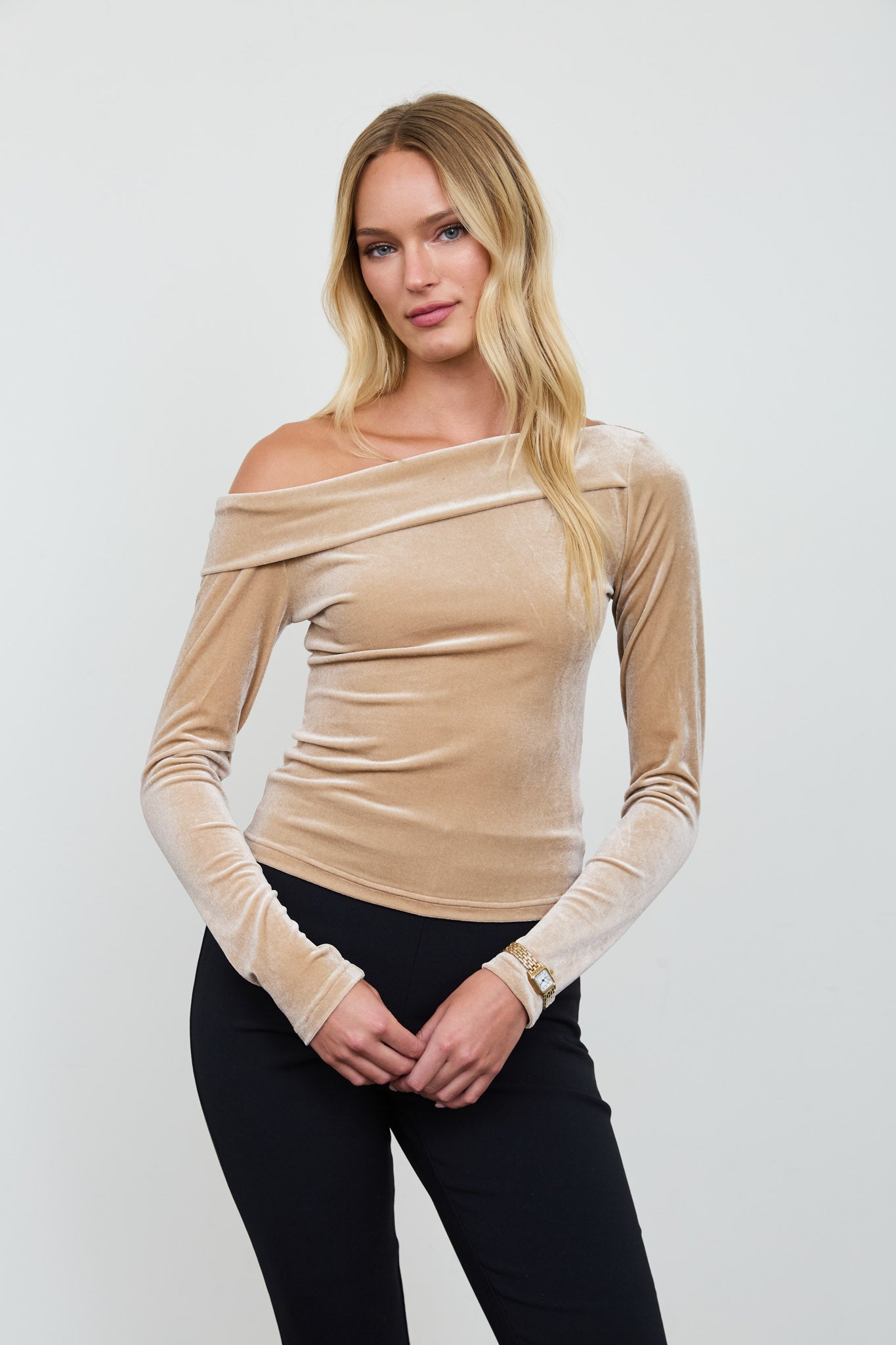 VELVET OFF-SHOULDER LONG SLEEVE KNIT TOP