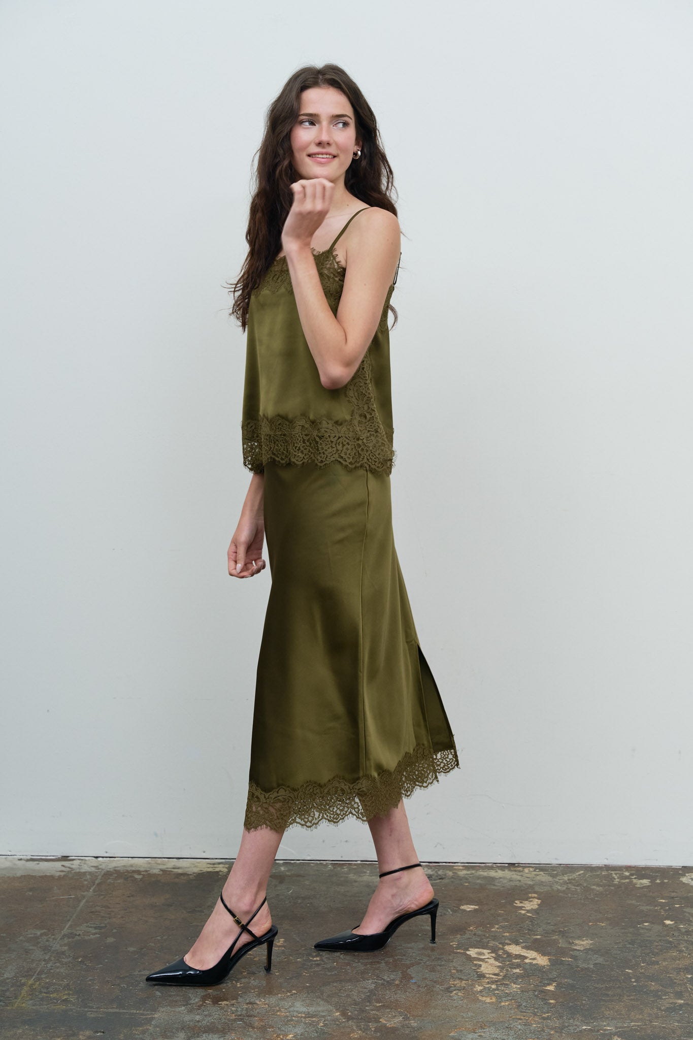 SATIN LACE HEM BACK SLIT PENCIL MIDI SKIRT
