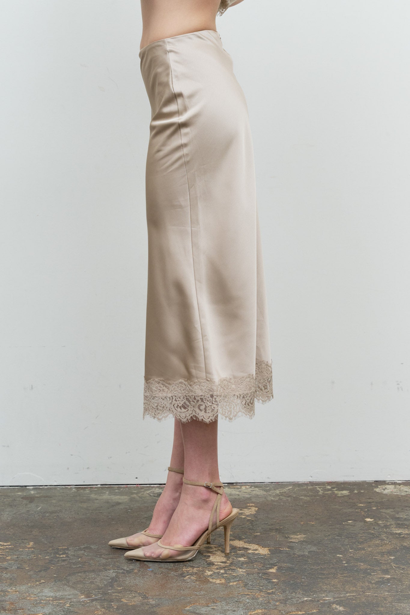 SATIN LACE HEM BACK SLIT PENCIL MIDI SKIRT