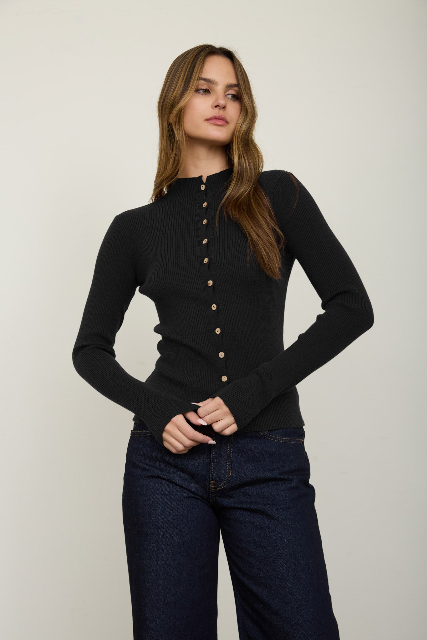 MOCK NECK SCALLOPED BUTTON KNIT CARDIGAN