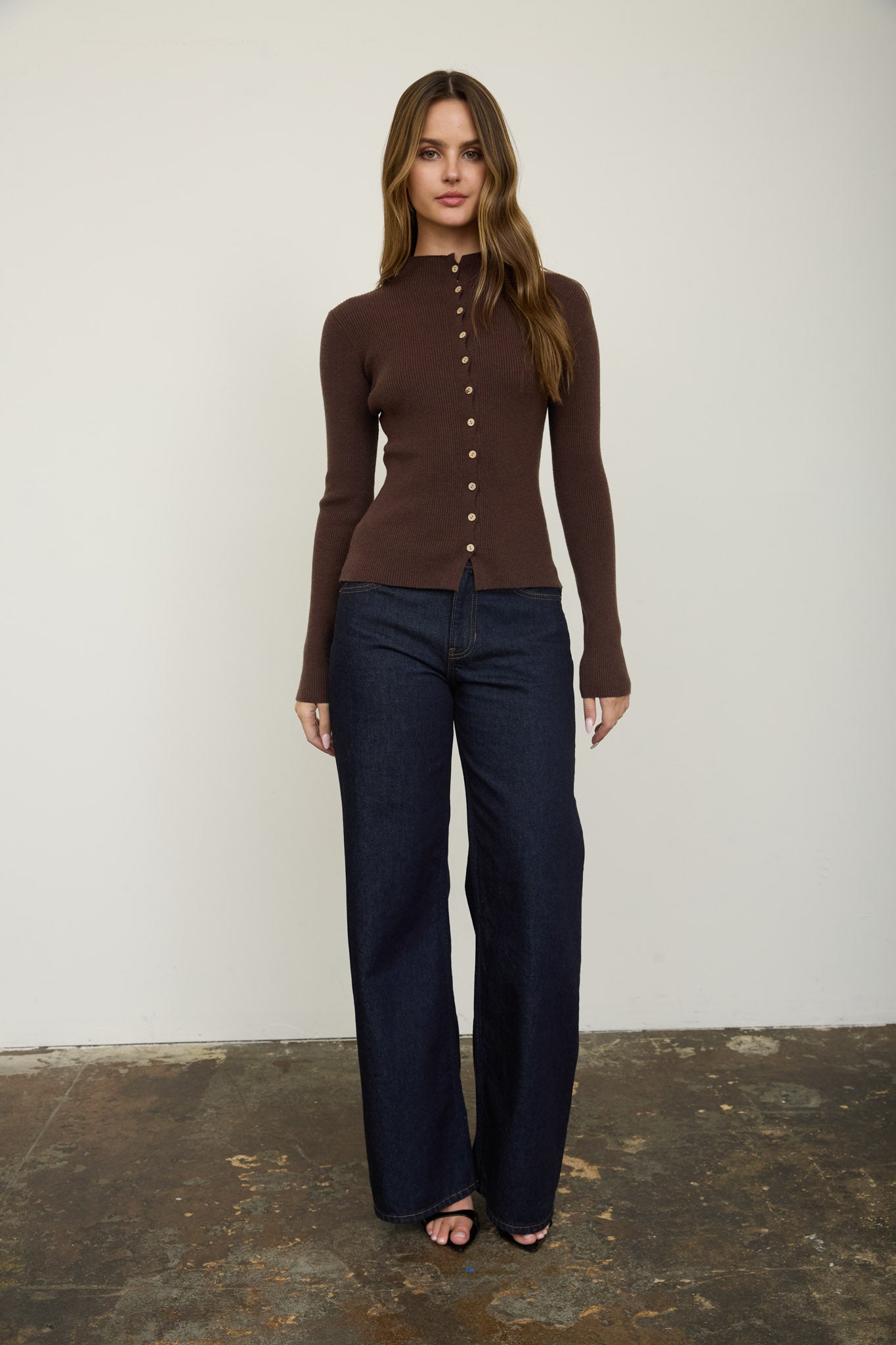 MOCK NECK SCALLOPED BUTTON KNIT CARDIGAN