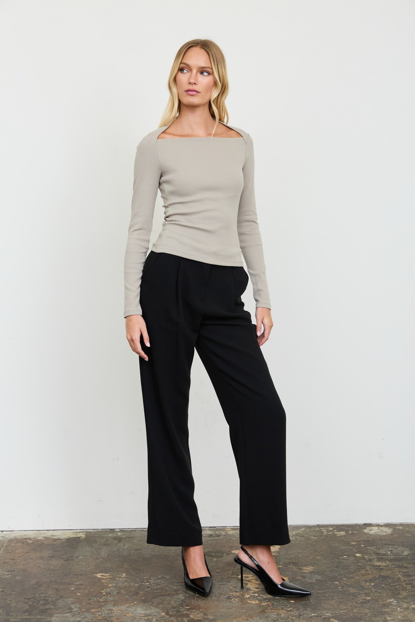 BOAT ENVELOPE NECK LONG SLEEVE KNIT TOP