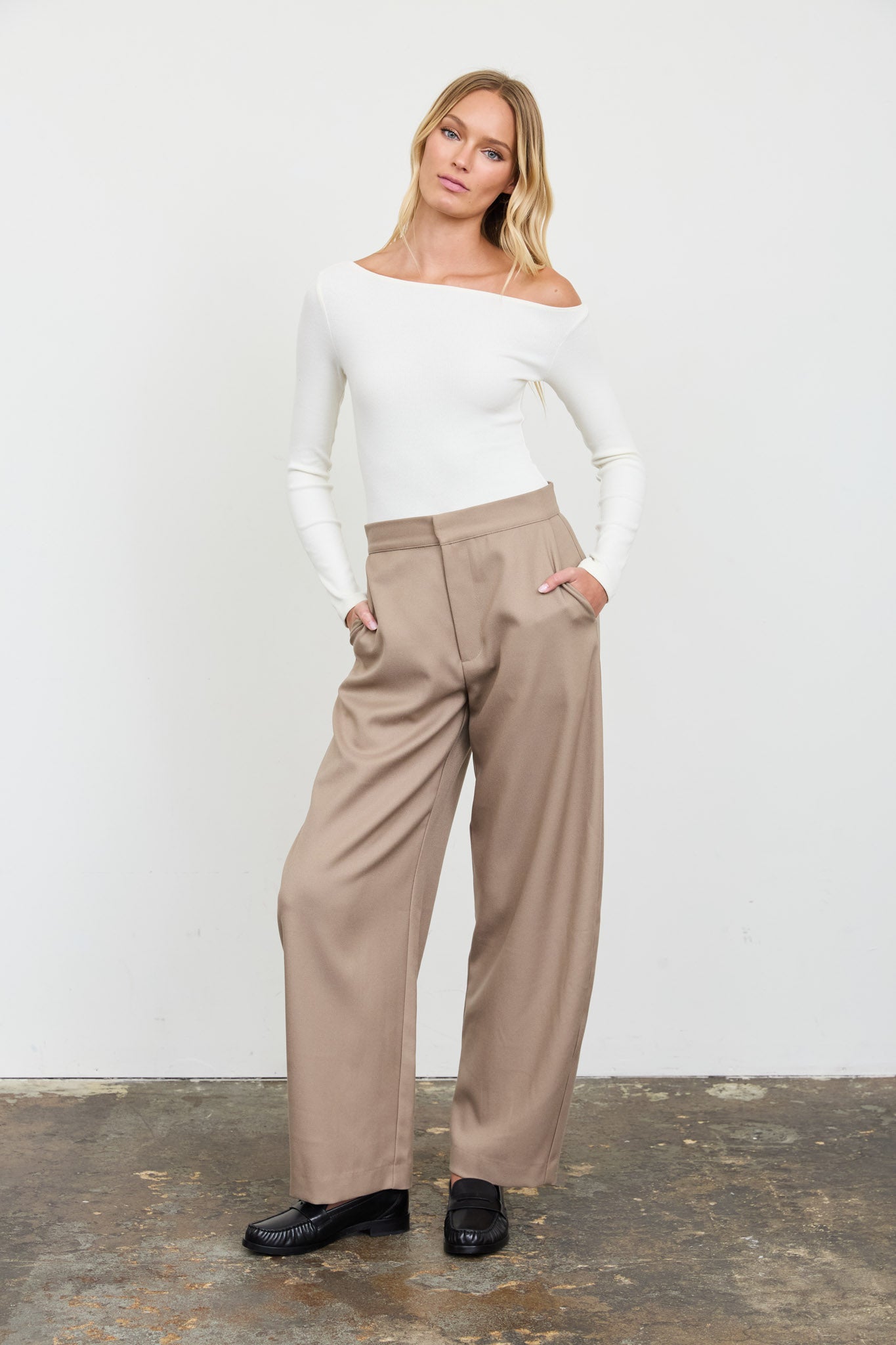 HIGH WAIST WIDE LEG PANTS